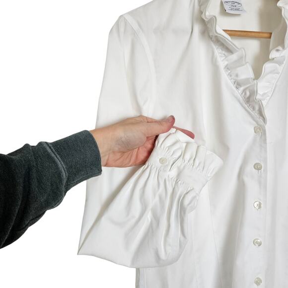 Brooks Brothers 346 Womens White Non-Iron Ruffle Oxford Button Down Shirt Sz 12P - Picture 4 of 10